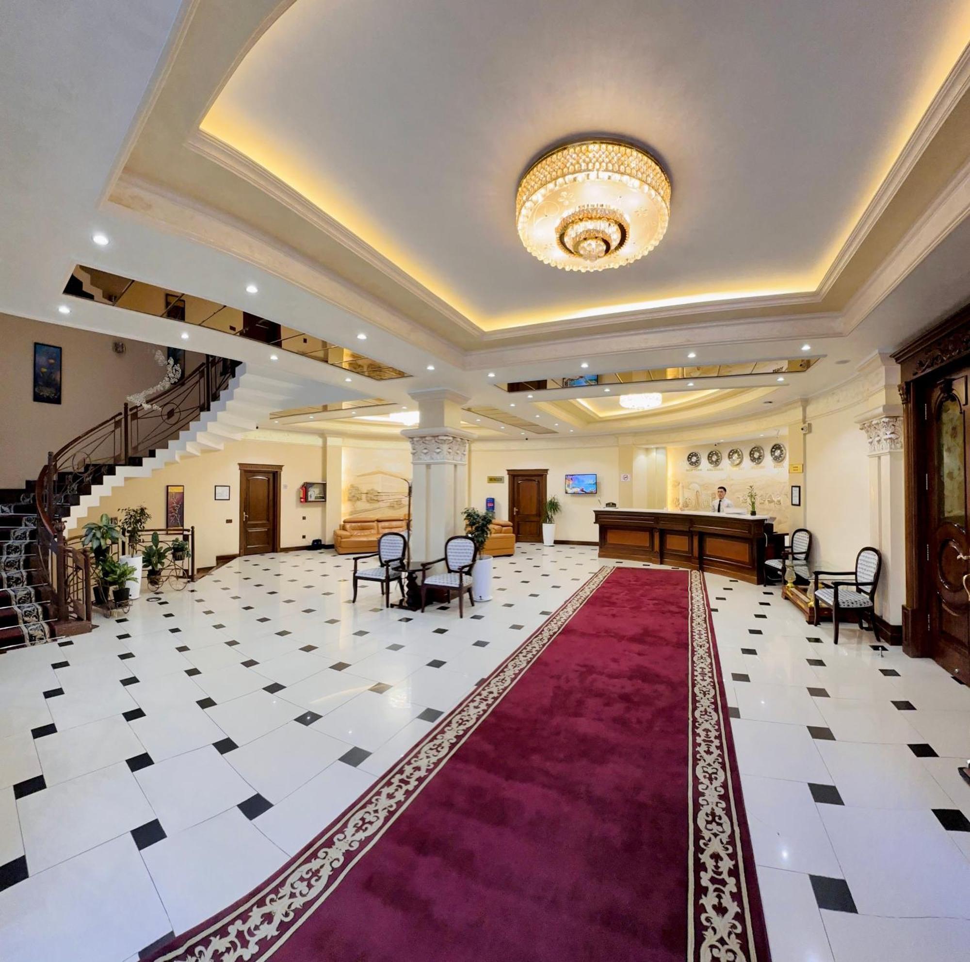 Hayot Hotel Tasjkent Exteriör bild